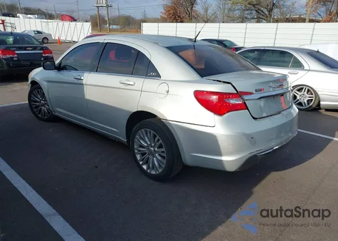 2011 Chrysler 200 Touring z USA, uszkodzony, nr VIN 1C3BC1FB3BN551046